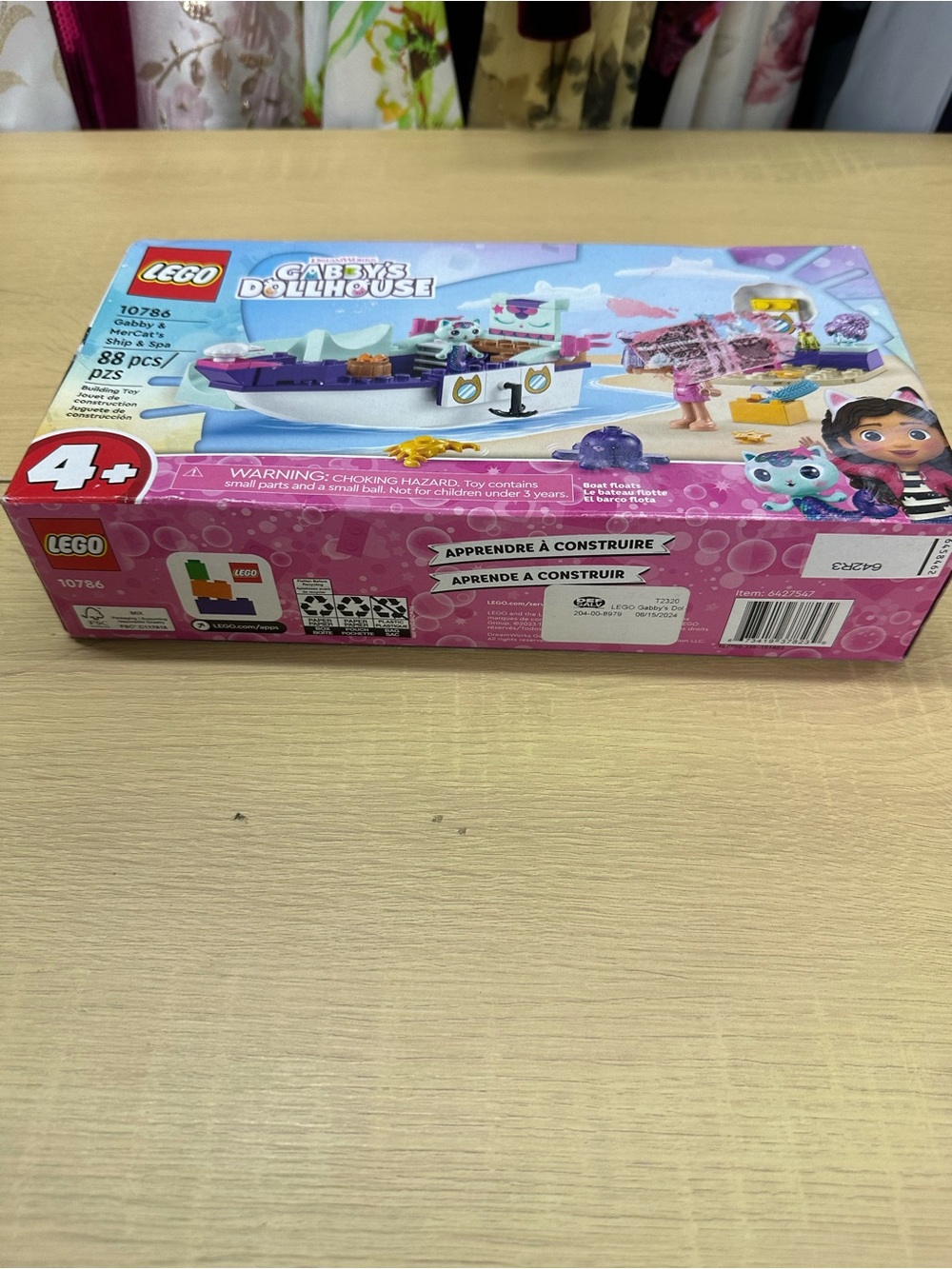 LEGO 10786 Gabby's Dollhouse Gabby & MerCat's & Spa Building Toy - Picture 4 of 9
